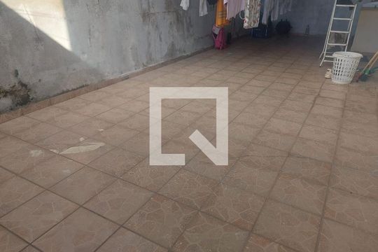 Área de Serviço de casa à venda com 2 quartos, 180m² em Tropical, Contagem