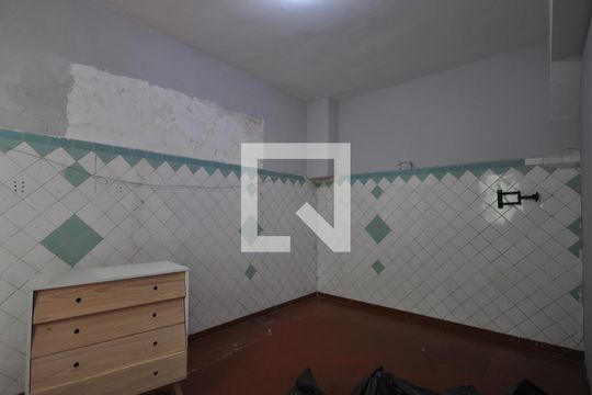 Quarto de Serviço de casa à venda com 3 quartos, 200m² em Vila Medeiros, São Paulo