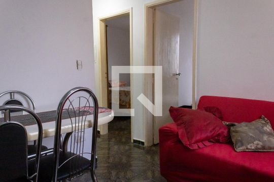 Sala de apartamento para alugar com 2 quartos, 72m² em Jardim Angela (zona Leste), São Paulo