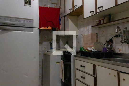 Cozinha de apartamento para alugar com 2 quartos, 72m² em Jardim Angela (zona Leste), São Paulo