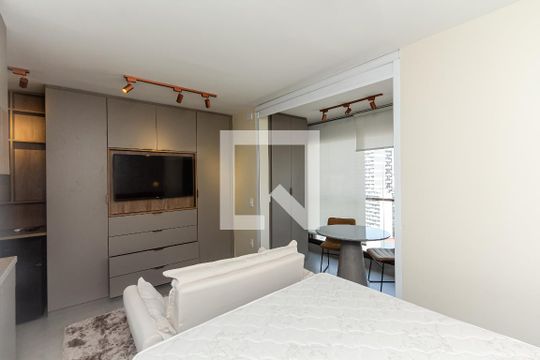 Studio de kitnet/studio para alugar com 1 quarto, 28m² em Vila Nova Conceição, São Paulo