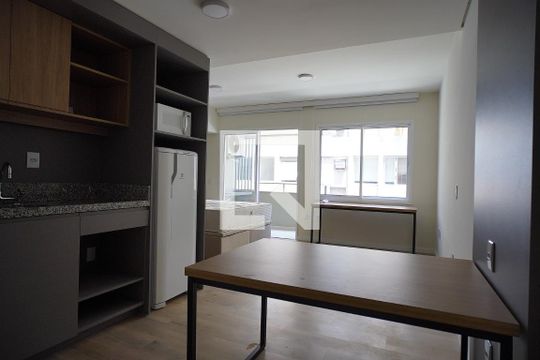 Apartamento à venda com 1 quarto, 37m² em Petrópolis, Porto Alegre