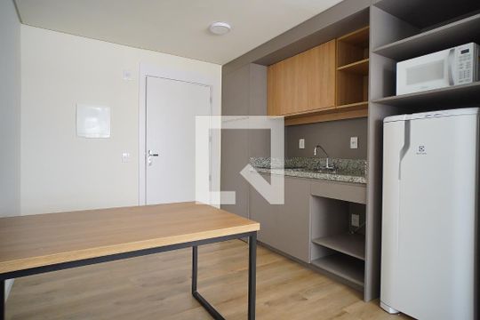 Cozinha de apartamento à venda com 1 quarto, 37m² em Petrópolis, Porto Alegre