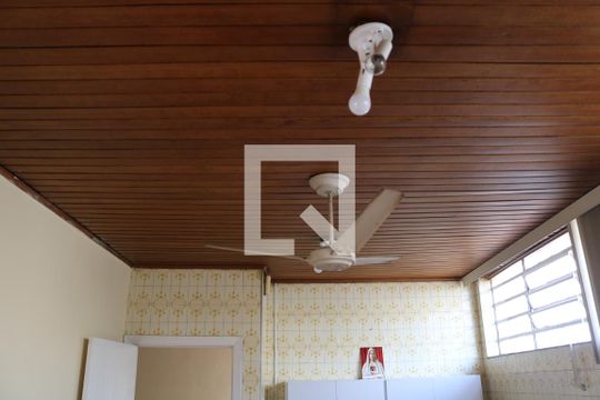 Cozinha de casa para alugar com 4 quartos, 250m² em Vila Romana, São Paulo