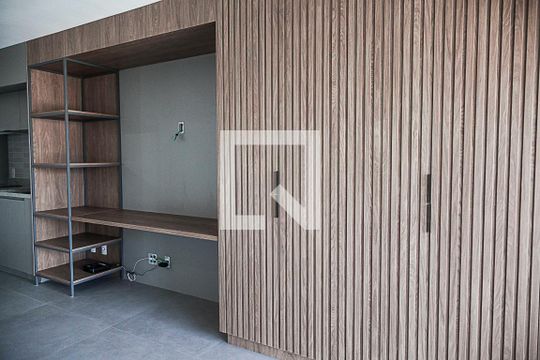 Kitnet/Studio para alugar com 1 quarto, 33m² em Vila Cordeiro, São Paulo