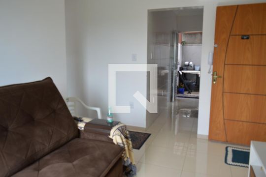Sala de apartamento à venda com 3 quartos, 76m² em Parque Xangri-lá, Contagem