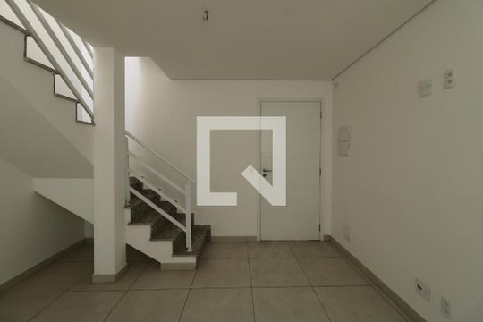 Sala/Cozinha de apartamento à venda com 2 quartos, 95m² em Vila Pires, Santo André
