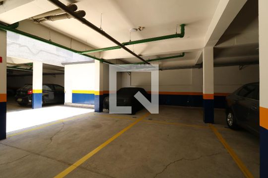 Garagem de apartamento à venda com 2 quartos, 95m² em Vila Pires, Santo André