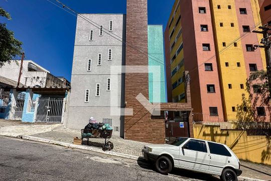 Fachada de apartamento para alugar com 1 quarto, 32m² em Parque Peruche, São Paulo