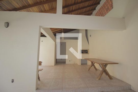 Área comum - Churrasqueira de casa à venda com 4 quartos, 200m² em São José, Canoas