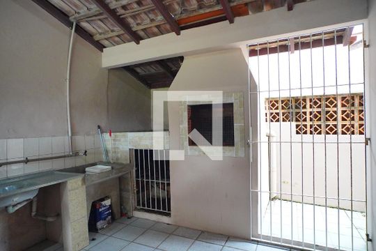 Churrasqueira de casa para alugar com 2 quartos, 107m² em Ingleses do Rio Vermelho, Florianópolis