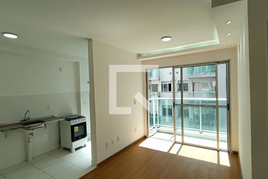 Apartamento para alugar com 2 quartos, 55m² em Pechincha, Rio de Janeiro