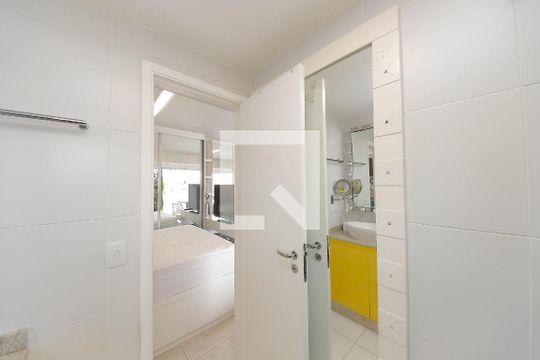 Banheiro de kitnet/studio à venda com 1 quarto, 33m² em Vila Prudente, São Paulo