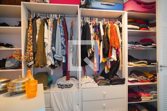 Suíte 2 - Closet de casa para alugar com 3 quartos, 182m² em Campeche, Florianópolis