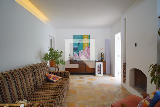 Casa para alugar com 3 quartos, 182m² em Campeche, Florianópolis