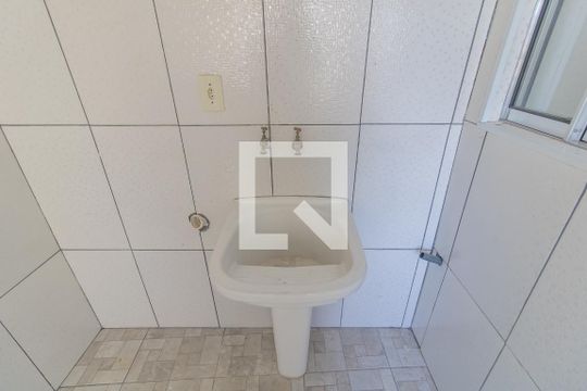 Área de Serviço de casa para alugar com 1 quarto, 40m² em Parque Boturussu, São Paulo
