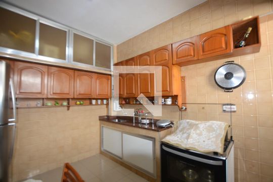 Cozinha de apartamento à venda com 2 quartos, 80m² em Penha Circular, Rio de Janeiro
