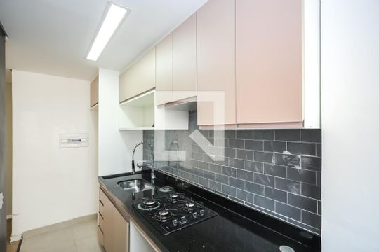 Cozinha de apartamento à venda com 2 quartos, 40m² em Jardim São Savério, São Paulo