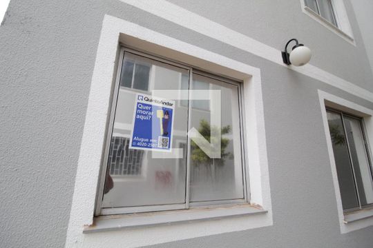 Plaquinha de apartamento para alugar com 2 quartos, 44m² em Gávea, Uberlândia