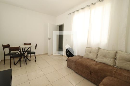 Apartamento para alugar com 3 quartos, 60m² em Gávea, Uberlândia