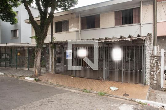 Fachada de casa à venda com 3 quartos, 120m² em Planalto Paulista, São Paulo
