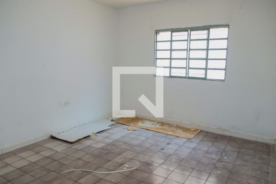 Quarto  de casa para alugar com 1 quarto, 60m² em Jardim Santa Tereza, Embu das Artes