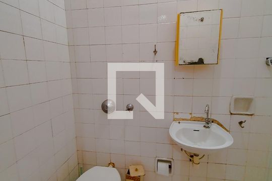 Banheiro escritorio de casa à venda com 3 quartos, 120m² em Conj. Hab. Trevo, São Bernardo do Campo