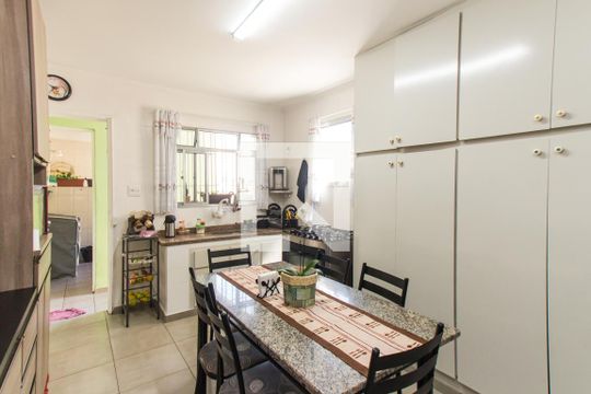 Cozinha de casa à venda com 3 quartos, 132m² em Vila Mazzei, São Paulo