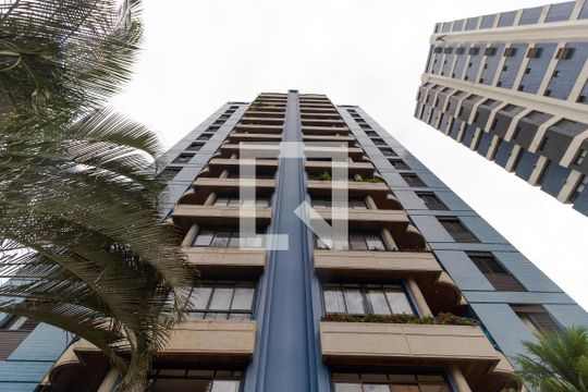 Fachada de apartamento para alugar com 3 quartos, 145m² em Vila Itapura, Campinas