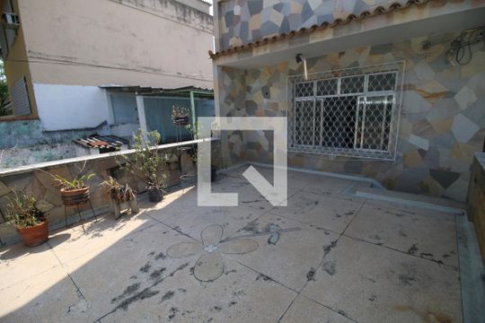 Área comum - Deck de casa à venda com 5 quartos, 339m² em Penha, Rio de Janeiro