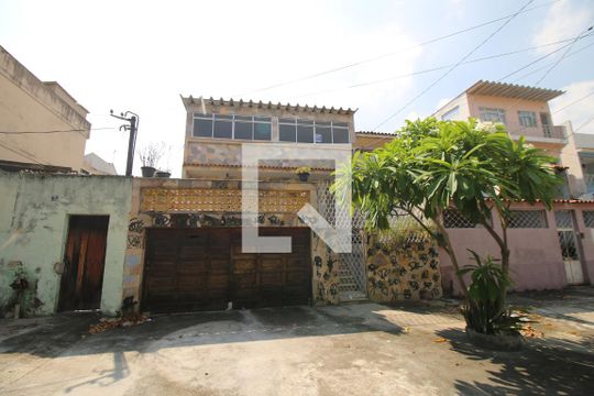Fachada da casa de casa à venda com 5 quartos, 339m² em Penha, Rio de Janeiro