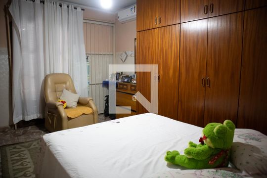 Quarto 1 de casa à venda com 4 quartos, 156m² em Vila Constança, São Paulo