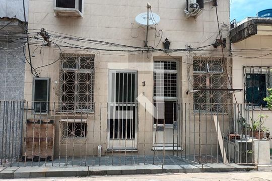 Fachada de casa de condomínio à venda com 2 quartos, 55m² em Encantado, Rio de Janeiro