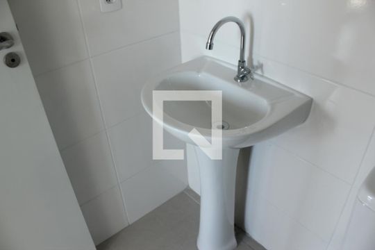 Banheiro de apartamento à venda com 2 quartos, 40m² em Jardim Prudência, São Paulo