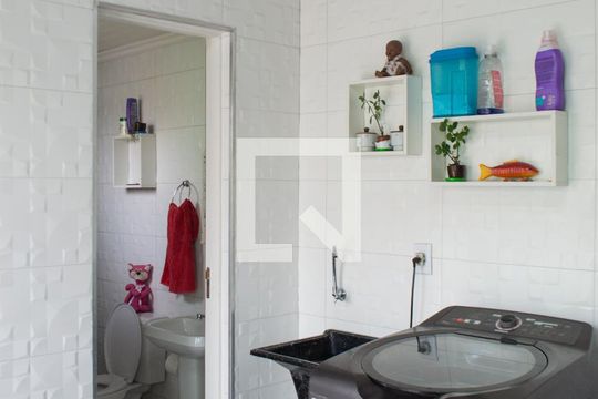 Área de serviço  de casa à venda com 2 quartos, 193m² em Hípica, Porto Alegre