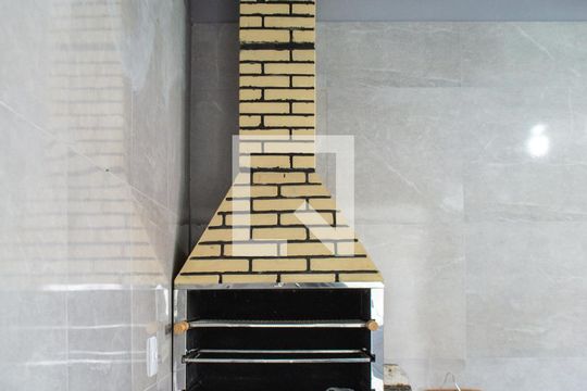 Churrasqueira  de casa à venda com 2 quartos, 193m² em Hípica, Porto Alegre