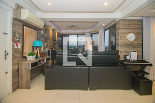Sala de apartamento para alugar com 3 quartos, 120m² em Jardim Itu, Porto Alegre
