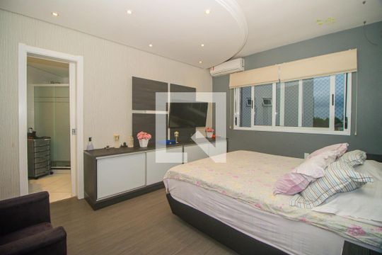 Suíte de apartamento à venda com 3 quartos, 120m² em Jardim Itu, Porto Alegre