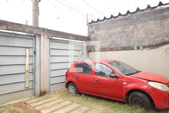Garagem de casa à venda com 2 quartos, 100m² em Vila Princesa Isabel, São Paulo