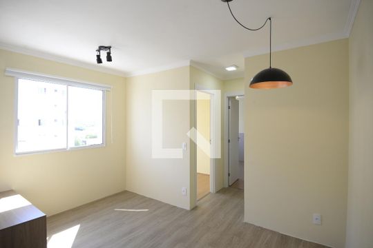 Sala de apartamento à venda com 2 quartos, 34m² em Vila Independência, São Paulo