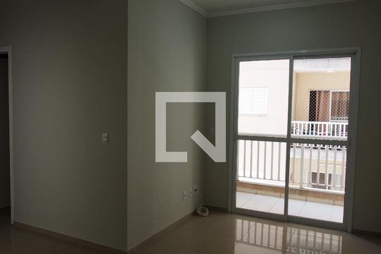 Sala de apartamento para alugar com 2 quartos, 47m² em Parque Residencial Jundiaí, Jundiaí