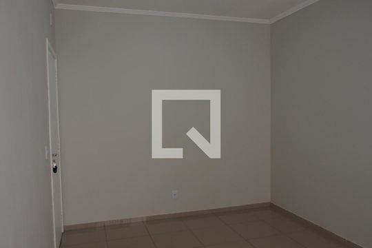 Sala de apartamento para alugar com 2 quartos, 47m² em Parque Residencial Jundiaí, Jundiaí