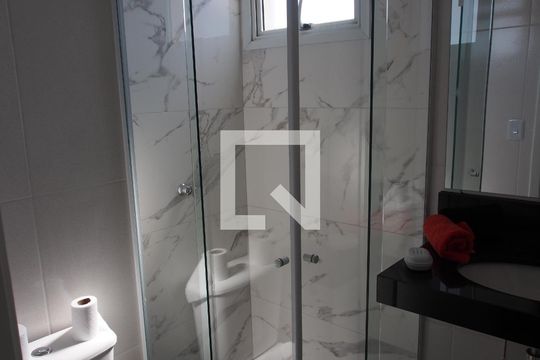 Banheiro de apartamento para alugar com 2 quartos, 47m² em Parque Residencial Jundiaí, Jundiaí