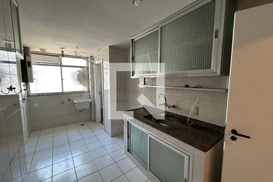 Cozinha de apartamento à venda com 2 quartos, 85m² em Méier, Rio de Janeiro