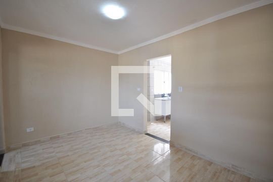 Sala de casa para alugar com 2 quartos, 72m² em Parque Vitória, São Paulo