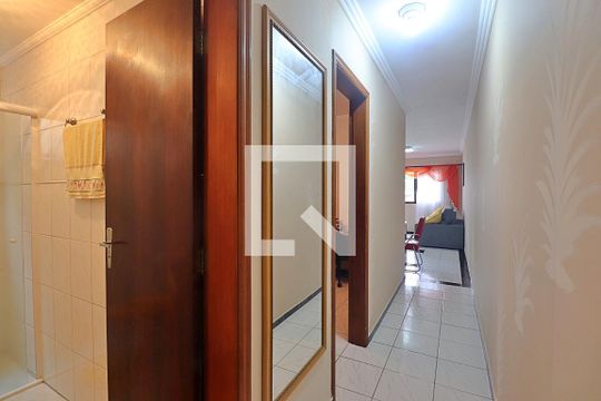 Corredor de apartamento à venda com 2 quartos, 62m² em Jardim das Maravilhas, Santo André