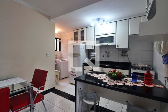 Cozinha de apartamento à venda com 2 quartos, 62m² em Jardim das Maravilhas, Santo André