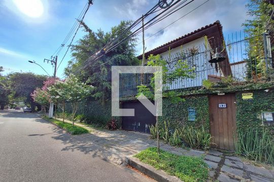 Fachada de casa para alugar com 5 quartos, 680m² em São Francisco, Niterói