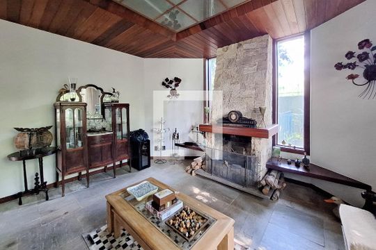 Sala 3 de casa para alugar com 5 quartos, 680m² em São Francisco, Niterói