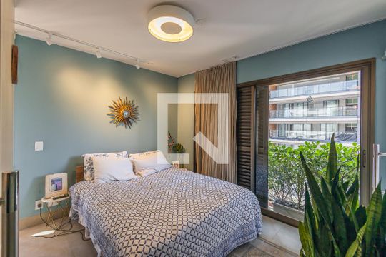 Suíte de apartamento à venda com 1 quarto, 161m² em Sumaré, São Paulo